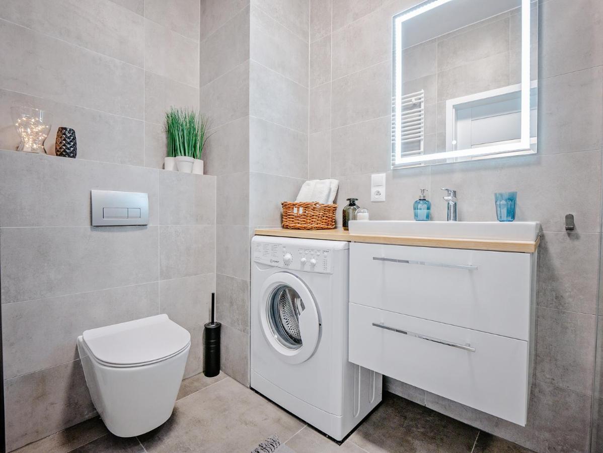Good Time Apartments - Boznicza 1 I Male Garbary 8 Poznań Kültér fotó